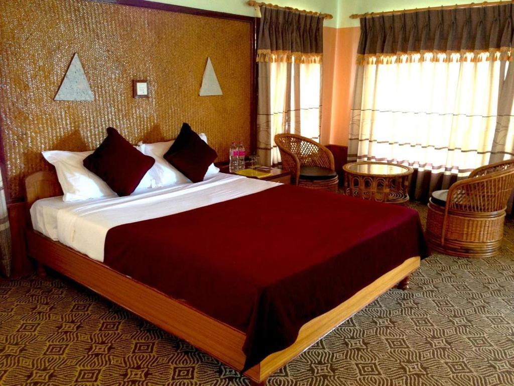 Himalayan Deurali Resort Pokhara Kültér fotó
